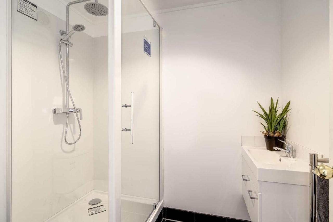 Pool House - One Bedroom Self Contained Unit Motueka Eksteriør bilde